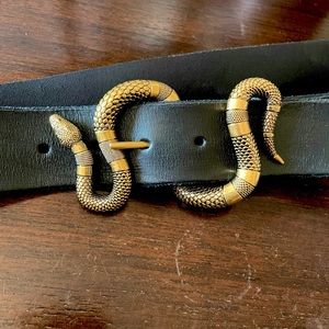 Gucci Leather belt with snake buckle